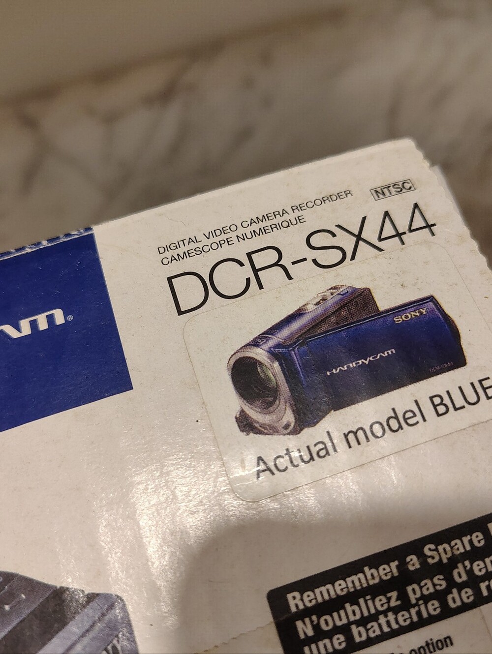 Sony Handycam DCR-SX44 Digital Video Recorder - Picture 6 of 7